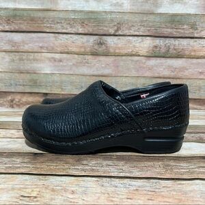 Sanita Black Patent Leather Nursing Clogs